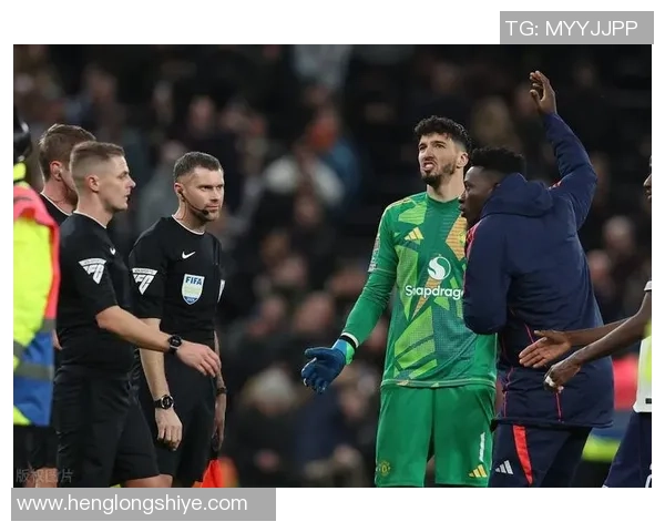 利物浦与曼联激战正酣比分结果揭晓引发球迷热议