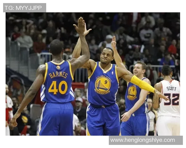 哈里森巴恩斯：从新秀到明星球员的成长之路与职业生涯回顾