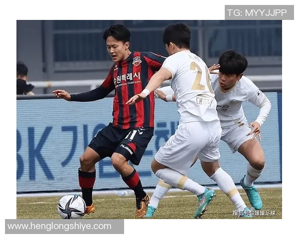 大阪樱花与岐阜FC的激烈对决展现足球魅力与团队精神