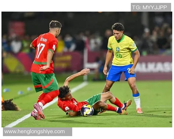 美国与巴西友谊赛精彩对决球迷热情高涨期待激烈较量 美国与巴西友谊赛精彩对决球迷热情高涨期待激烈较量