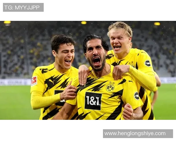 足球柏林与沙克04激战正酣谁能在德甲赛场上笑到最后